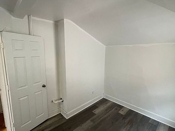 5th image of 1201 Hagerer St #3