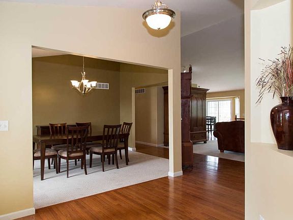4th image of 8076 Glen Arbor Dr