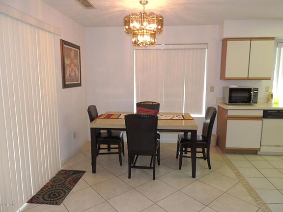 3rd image of 2110 Senita Bay