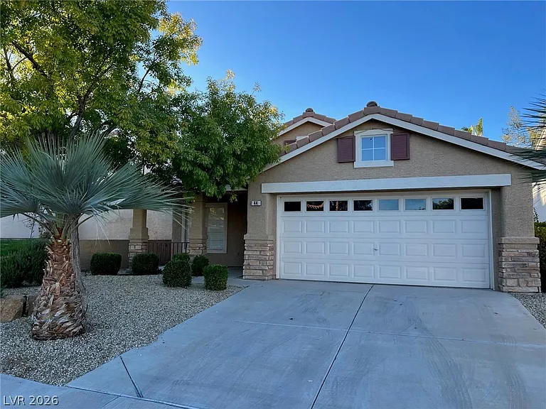 44 Tanglewood Dr — Photo 1