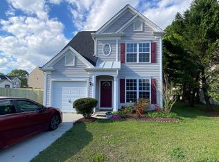 105 N Honey Springs Ave, Fuquay Varina, NC 27526