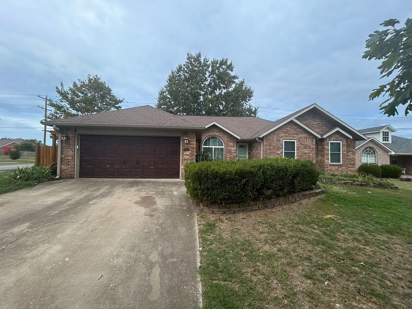 Three bedroom Bentonville Home — Photo 2