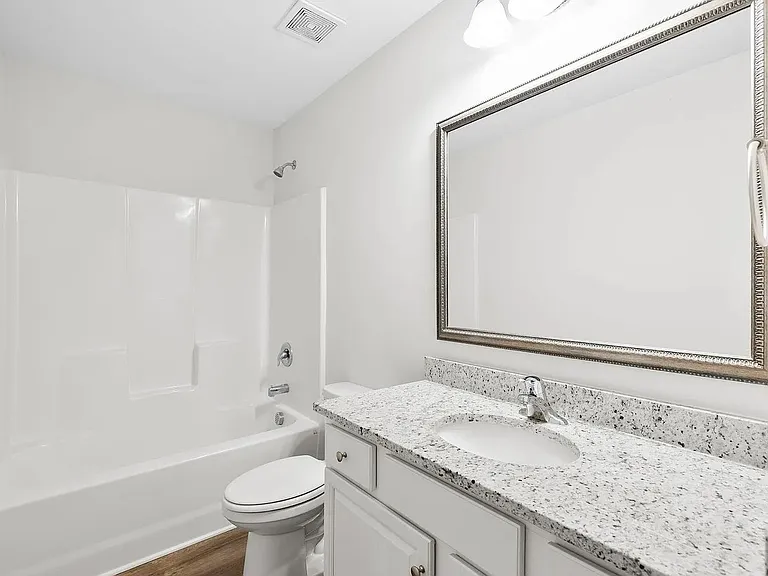 4 Sabine Leaf Ct — Photo 13