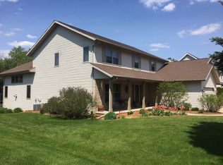 3118 Sunray Ln, Green Bay, WI 54313