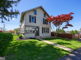 146 Elmwood Rd, Lancaster, PA 17602