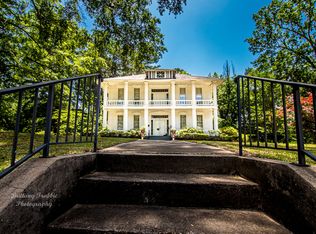 761 E Washington Ave, Camden, AR 71701