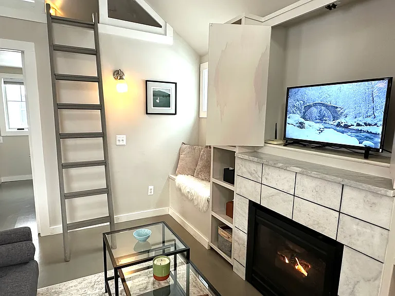 28 Esopus Ave — Photo 22