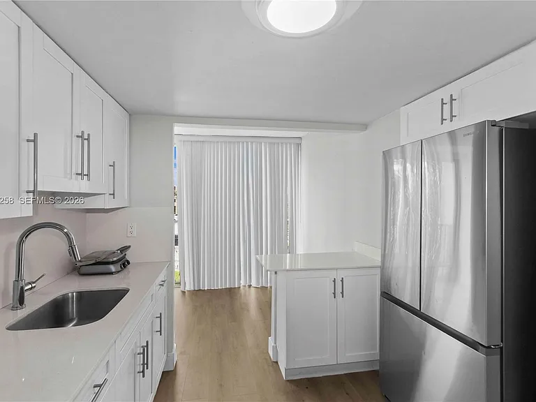 9411 SW 4th St #308 — Photo 13