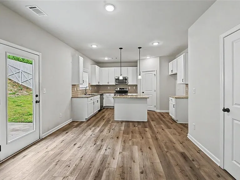 274 Fox Creek Dr — Photo 16