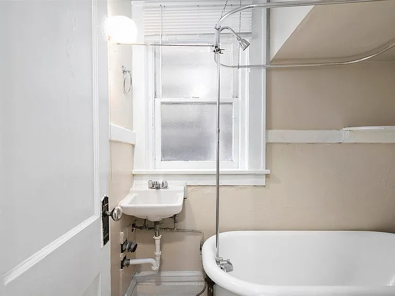 1469 N Williams St #8 — Photo 5