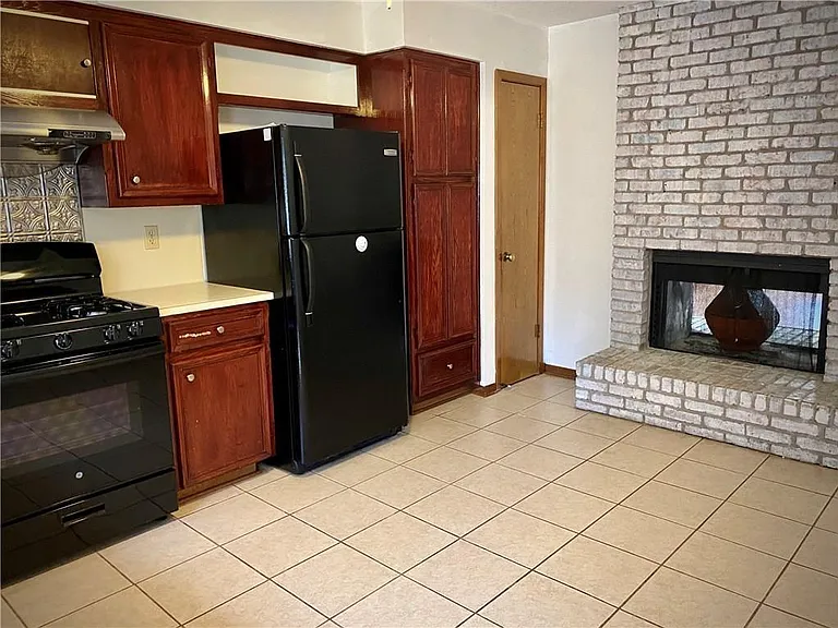 6902 Thorncliffe Dr #A — Photo 5