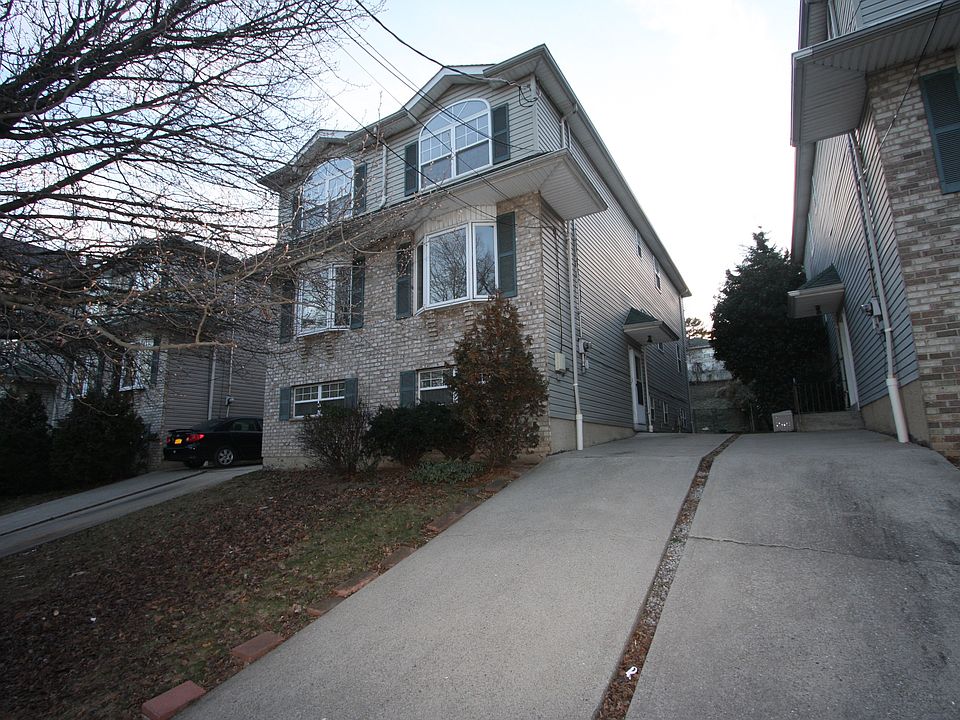 1st image of 74 Belmont Pl