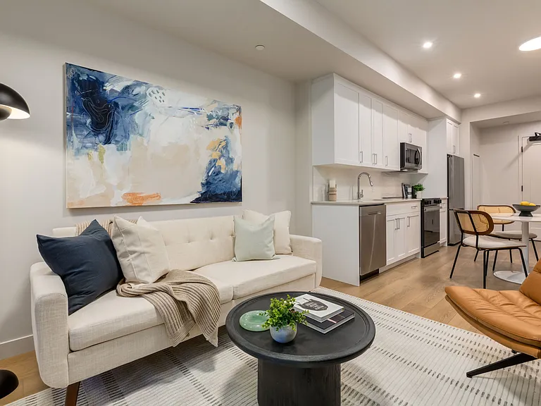 120 Quarry Park Blvd SE — Photo 15