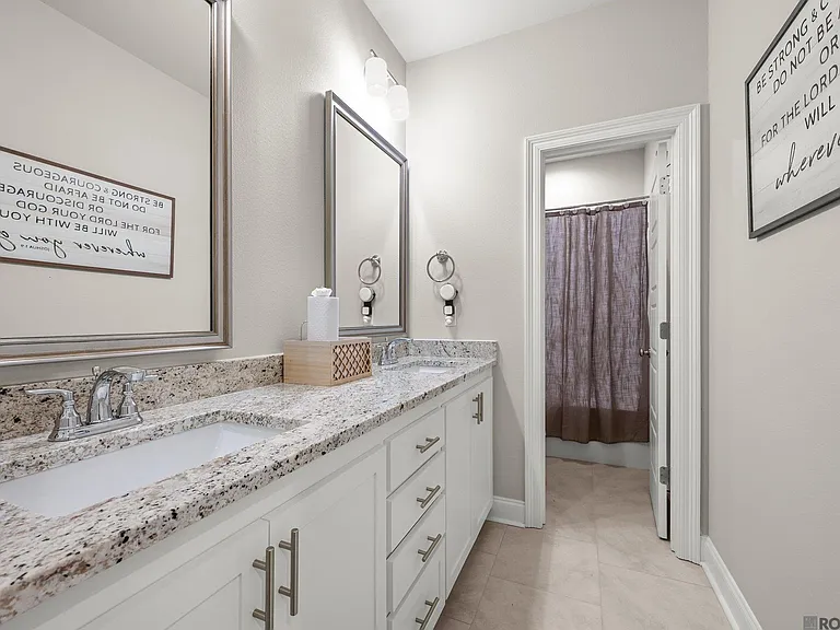 5207 White River Rd — Photo 11