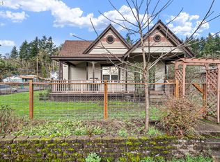 944 Chestnut Ave, Cottage Grove, OR 97424