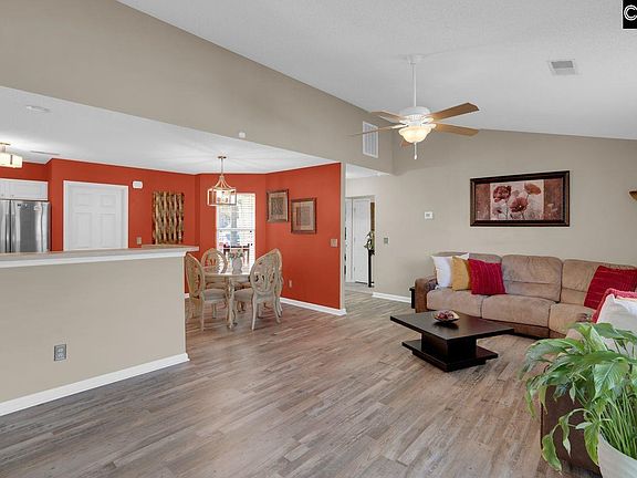 4th image of 103 Spring Lake Dr