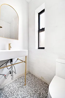 Rented by Compass | media 11