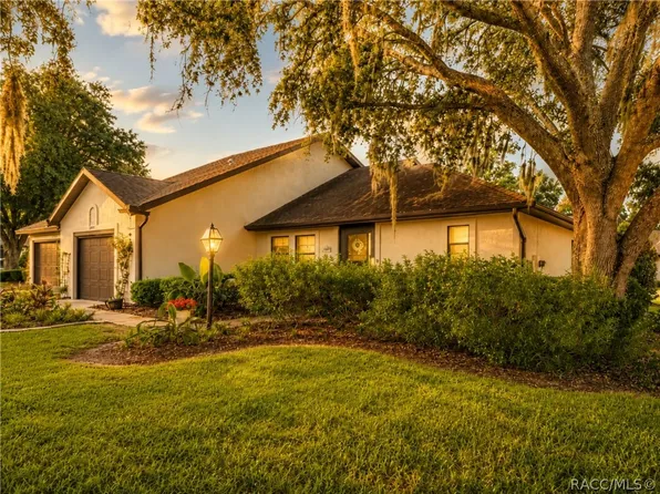6487 W Lexington Dr, Crystal River, FL 34429