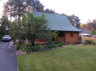 8310 Peck Lake Rd, Saranac, MI 48881