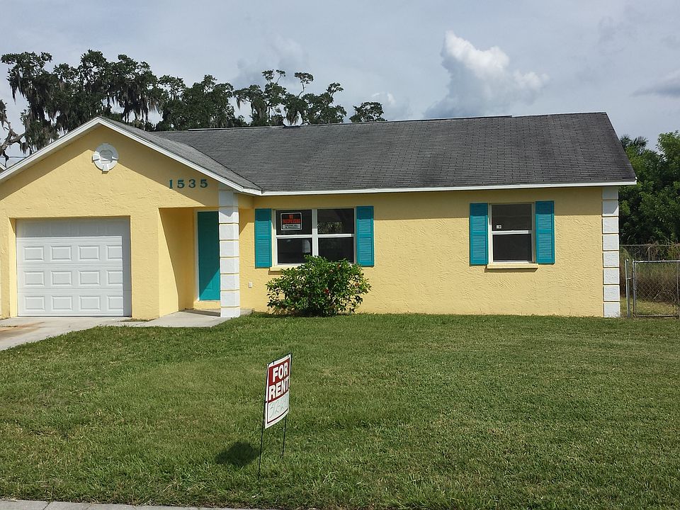 1st image of 1535 18th St E