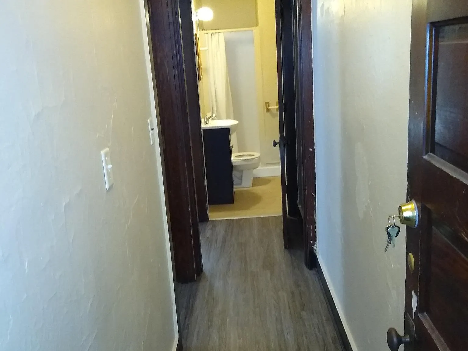 1 bed, $700 — Photo 2
