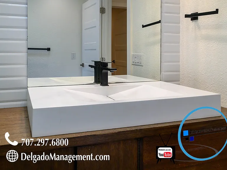 211 Crawford Way — Photo 18