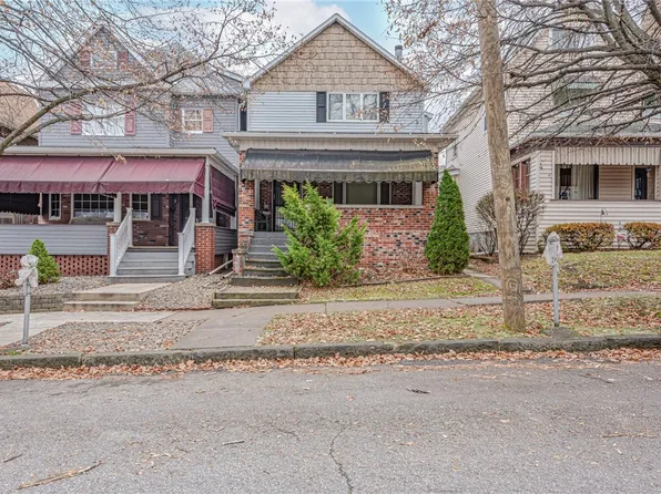 111 Farragut Ave, Vandergrift, PA 15690