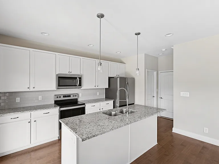 2429 Union Pointe Ln — Photo 9