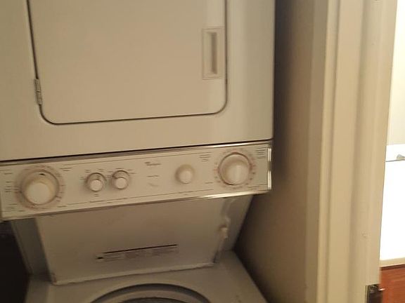Washer/Dryer Stack Unit
