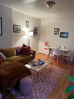 Rented by City Connections Realty | media 21