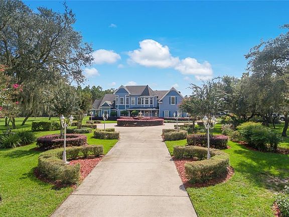 3rd image of 4310 Meadowland Dr