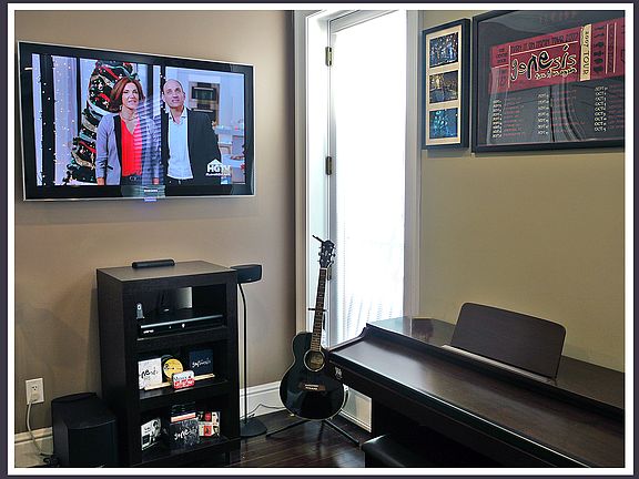 4th image of 6641 69th St APT 1C