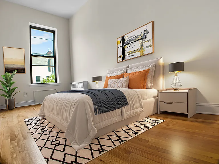 33 W 87th St #4B — Photo 1