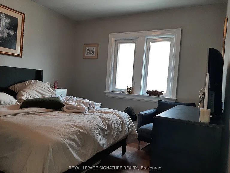 180 Dufferin St #UPPER — Photo 15