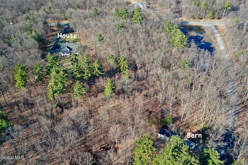 2nd image of 397 King Road