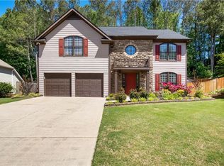225 Park Creek Dr, Woodstock, GA 30188