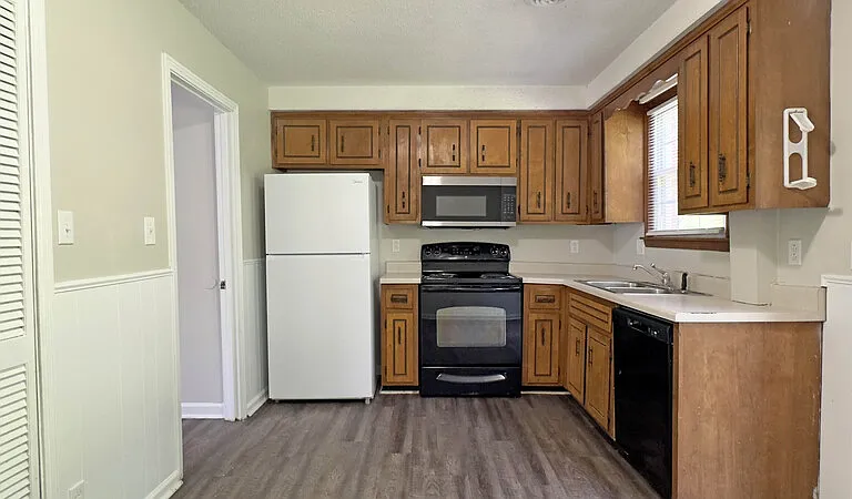 812- E Golfview Pl — Photo 5