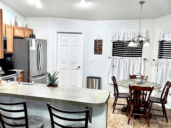 4th image of 1411 Merrimack Ln