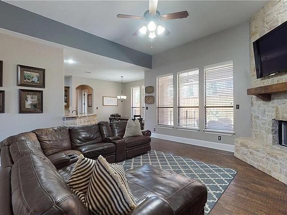 2nd image of 3312 Windcrest Ct