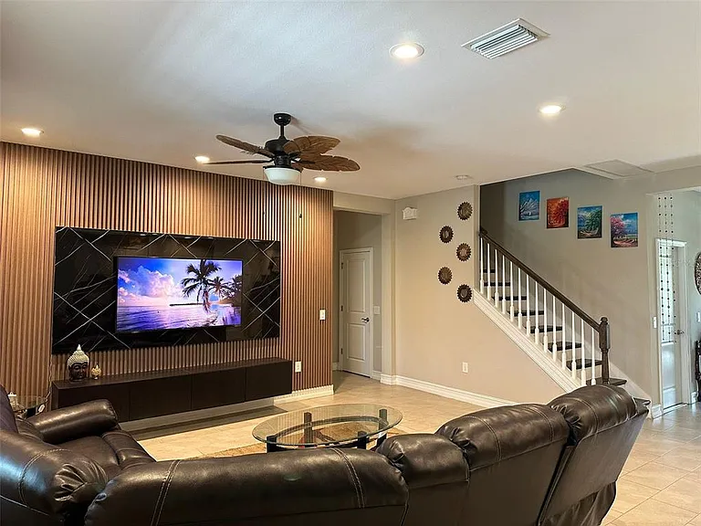 16317 Hyde Manor Dr — Photo 4