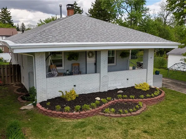 9 Dodge Ave, Danville, IL 61832