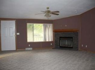 5946 Old Military Rd, Mountain Home, AR 72653