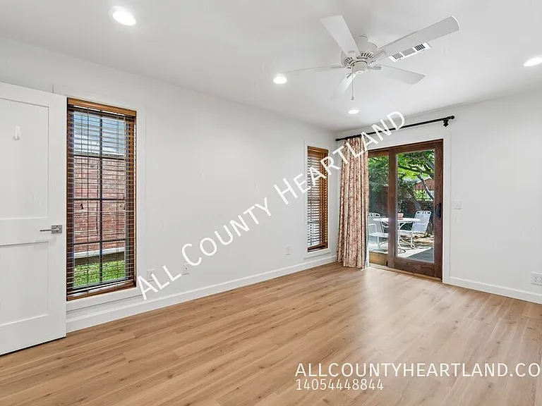 9009 N May Ave #156 — Photo 9