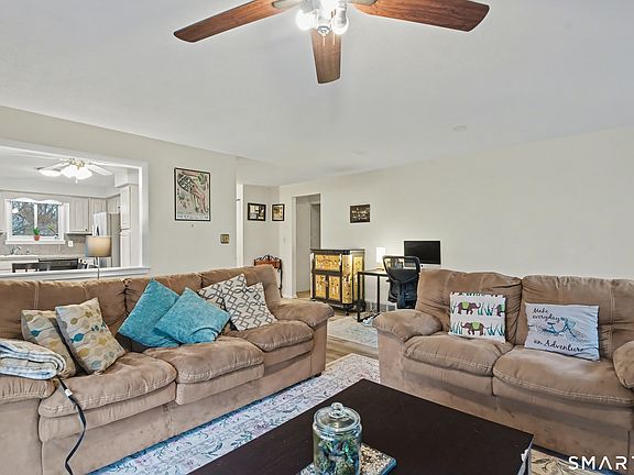 5th image of 8 Shepard Hill Road #8