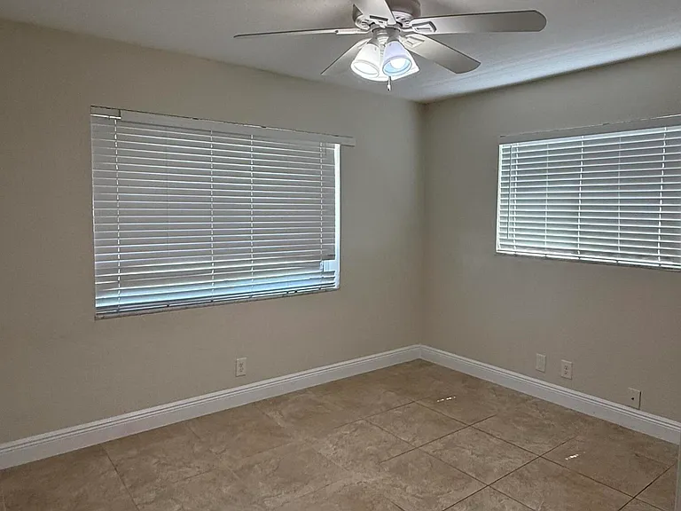 7302 NW 57th Ct — Photo 1