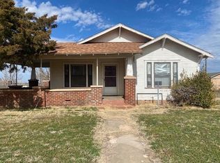 212 S 4th St, Olustee, OK 73560