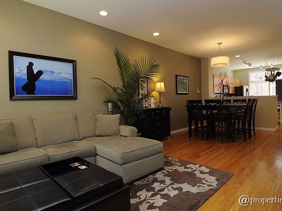 Living Room/Dining Room