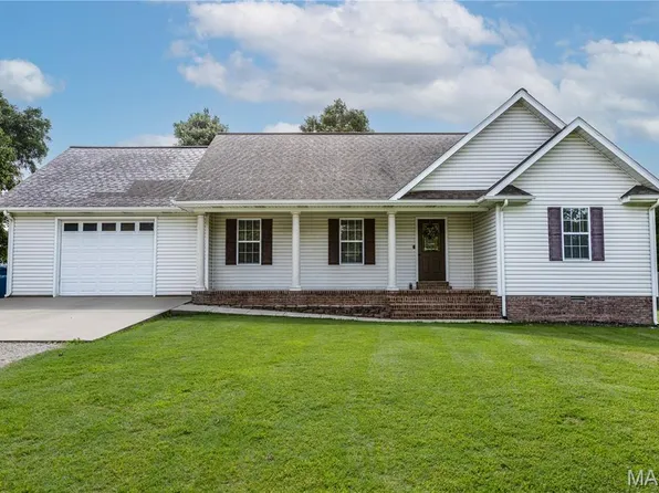 11679 Finley Dr, Dexter, MO 63841