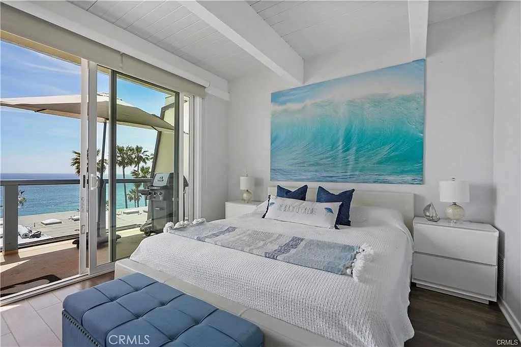 2 bed, 986 sqft, $5,550 — Photo 1