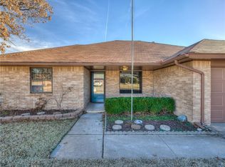 1824 Shelly Ct, Moore, OK 73160
